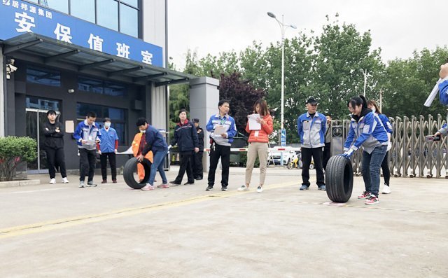 滾輪胎比賽 滾輪胎比賽